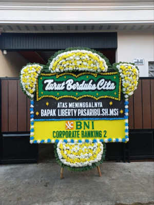 Papan Bunga Duka di Cikajang