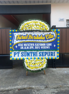 Papan Bunga Duka di Cikajang