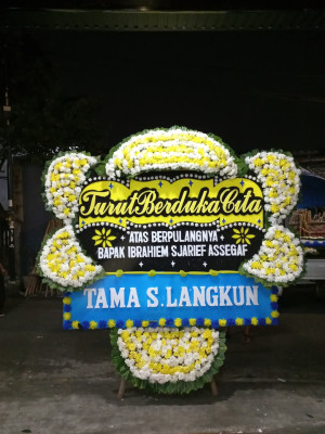 Papan Bunga Duka di Cikajang