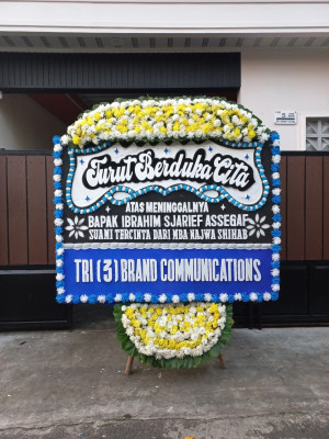 Papan Bunga Duka di Cikajang